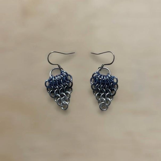 Euro Fan Chainmail Earrings - Frosty